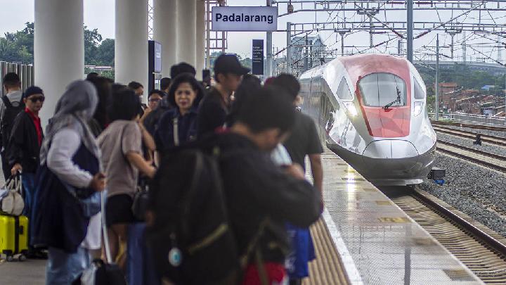 KCIC Klaim Penumpang Whoosh Terus Bertambah, Tembus 6,06 Juta sepanjang 2024