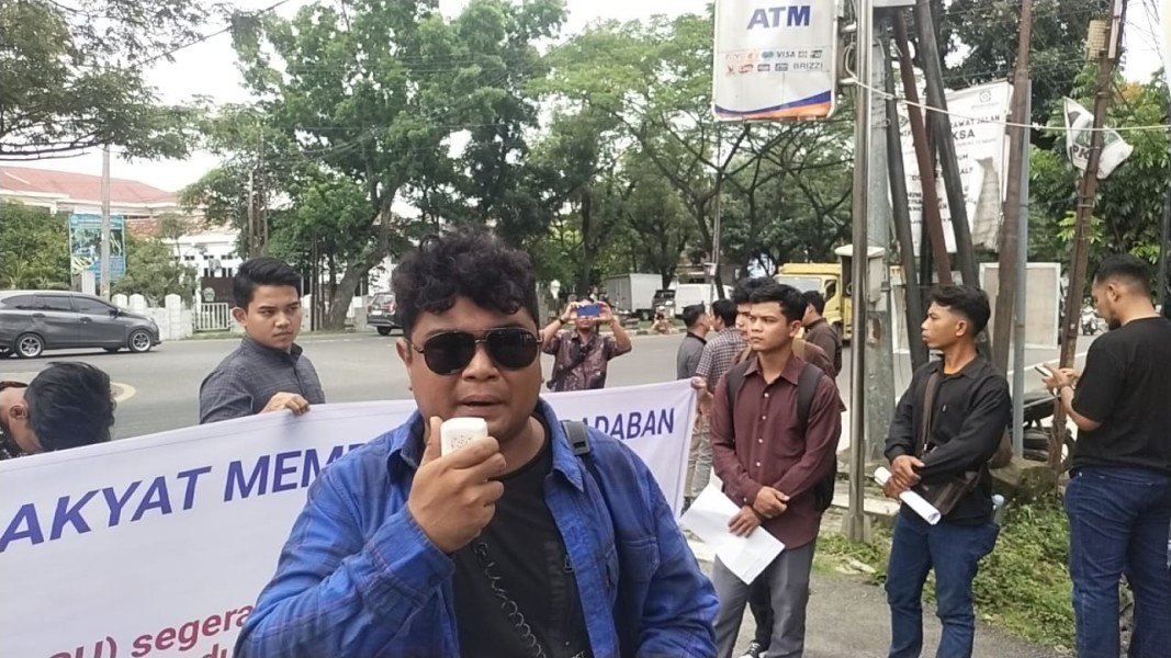 Permata Gelar Aksi Unjuk Rasa di Kejati Sumut: Desak Periksa Kades Timbang Jaya, Bahorok-Langkat