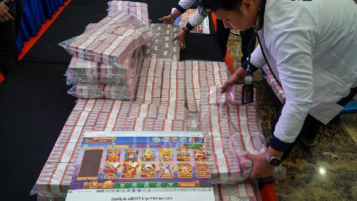 Ditemukan Kartu ATM Para Petani dalam Kasus Bareskrim Blokir 865 Rekening Judi Online