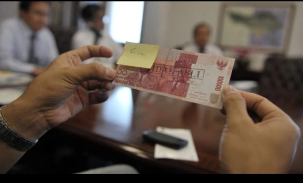 Pabrik Uang Palsu di Garut Cetak Ribuan Lembar Uang 100 Ribu