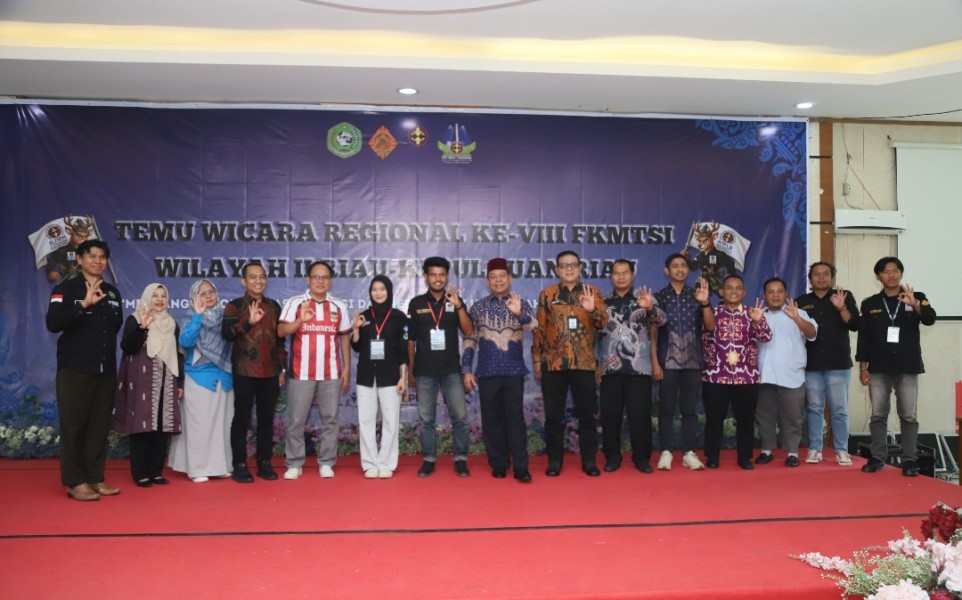 Temu Wicara REG VIII Wilayah II Riau-Kepri di UPP : Wabup Rohul Ajak Mahasiswa Berinovasi dan Berkolaborasi