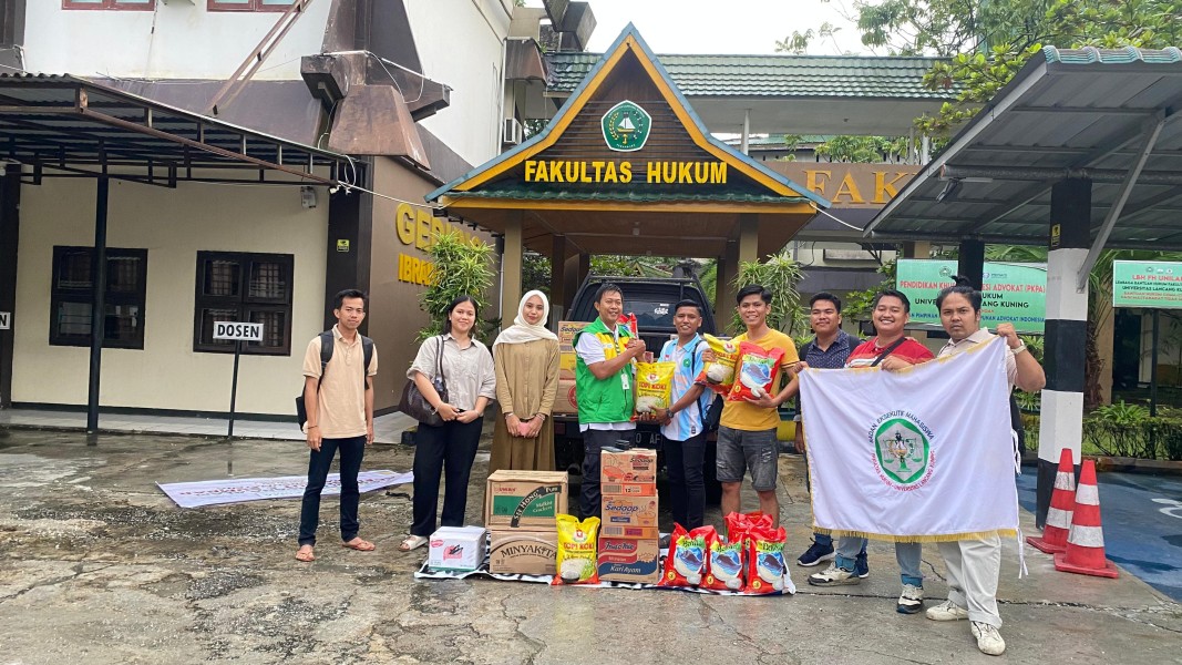 BEM Fakultas Hukum Unilak Serahkan Hasil Donasi untuk Korban Bencana Sumatra